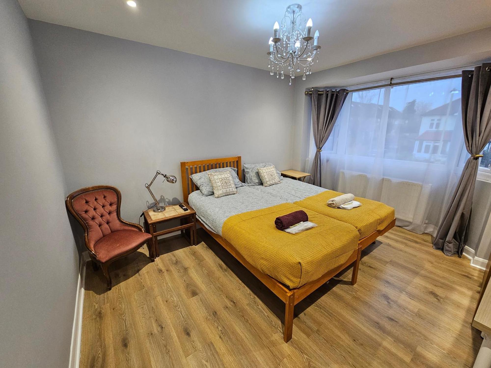 Beautiful Guest Rooms, Free Parking, 30Min Heathrow, 40Min Wembley, 60Min Central London グリーンフォード エクステリア 写真