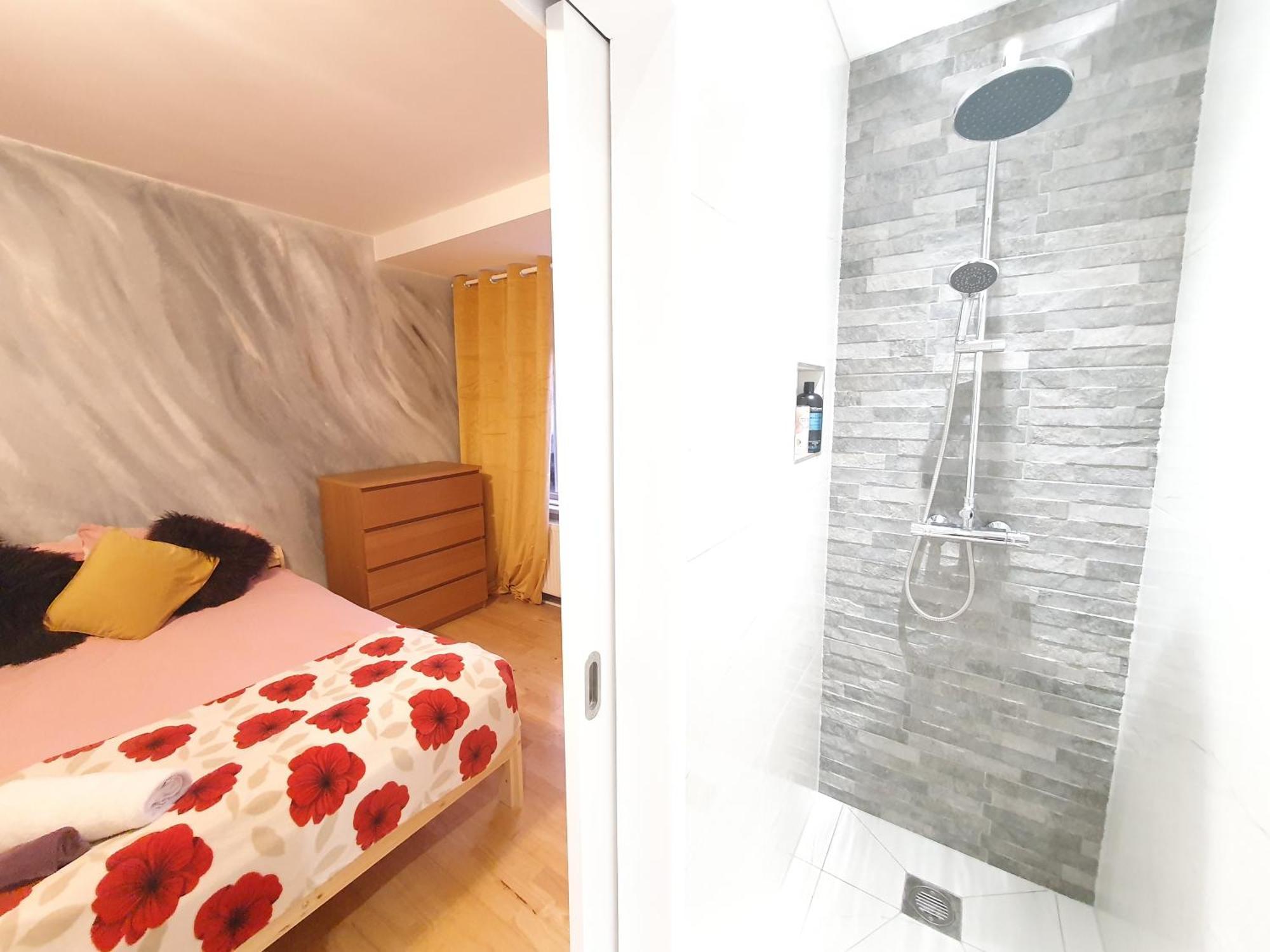 Beautiful Guest Rooms, Free Parking, 30Min Heathrow, 40Min Wembley, 60Min Central London グリーンフォード 部屋 写真