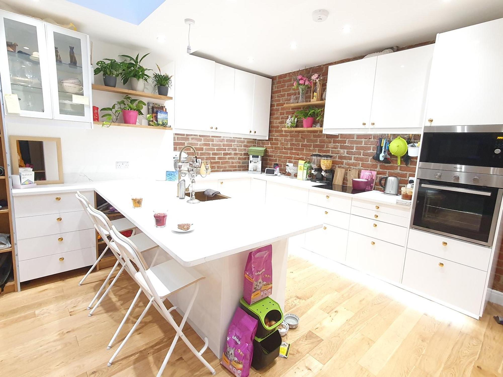 Beautiful Guest Rooms, Free Parking, 30Min Heathrow, 40Min Wembley, 60Min Central London グリーンフォード 部屋 写真